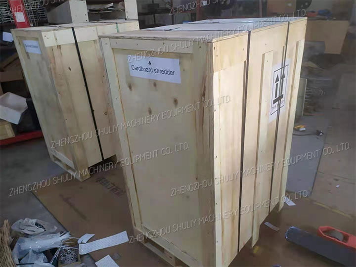 Упаковка деревянного ящика для машины для резки картона