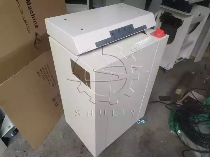cardboard shredder to Italy
